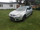 Volkswagen VW Golf 5 1.4 75 PS, hervorragender Zustan... - Volkswagen Golf: 75ps