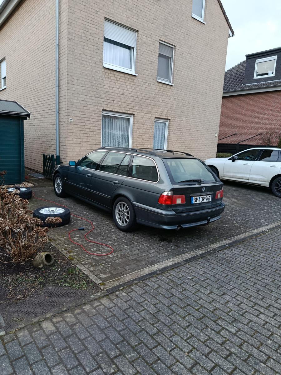 BMW 525 2004 — photo 5