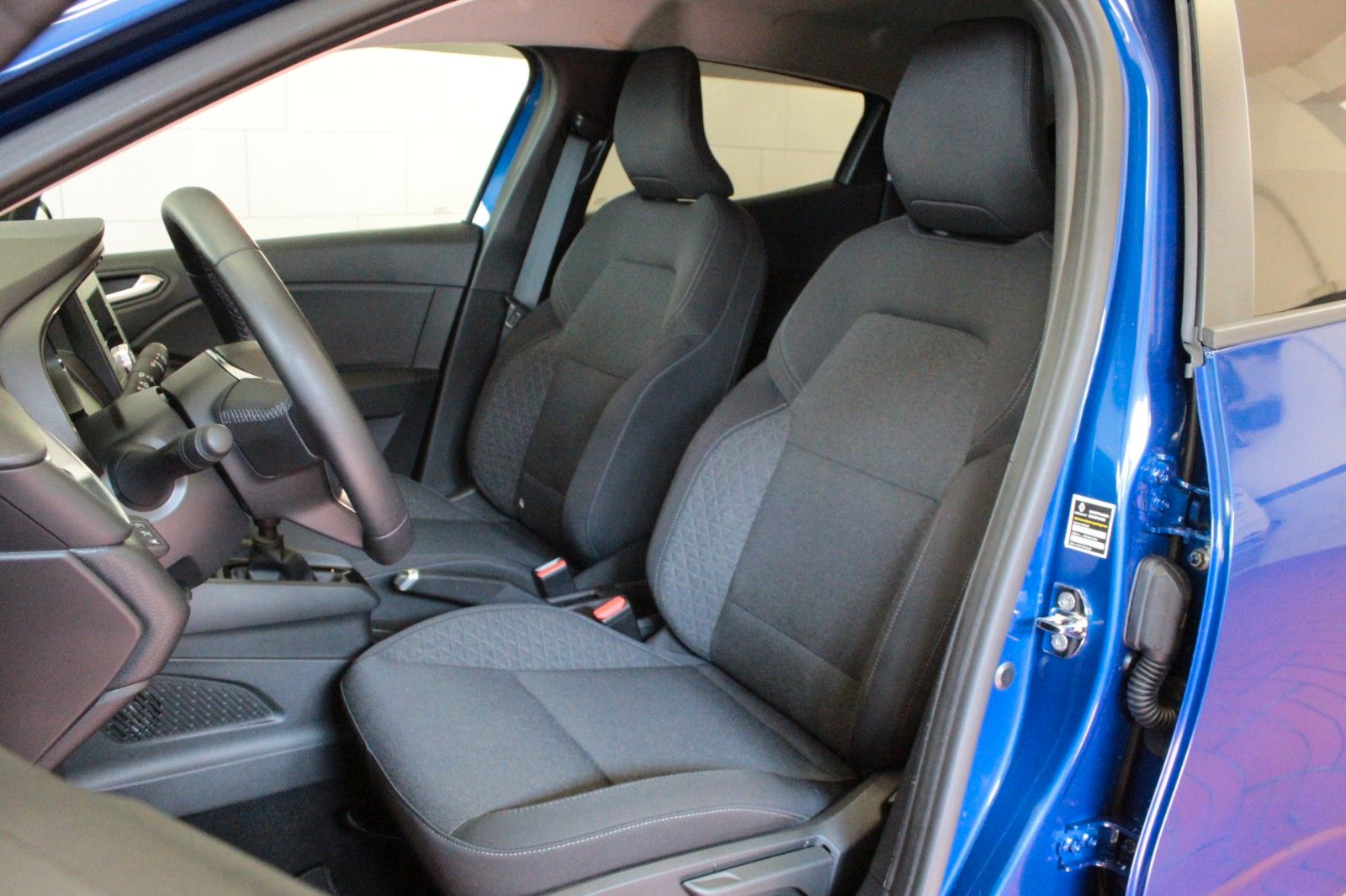 Fahrzeugabbildung Renault Clio TCe 90 Evolution *Style*&*Safety-Paket*