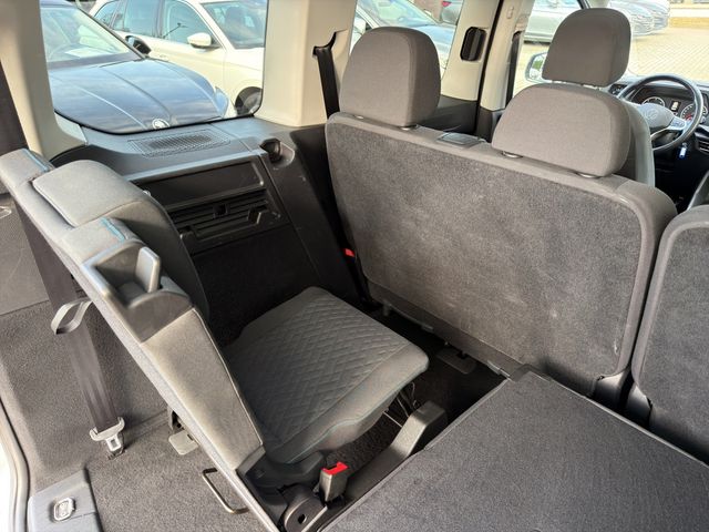 Caddy 2.0 TDI Move DSG SHZ AHK LED PANO 7-SITZER