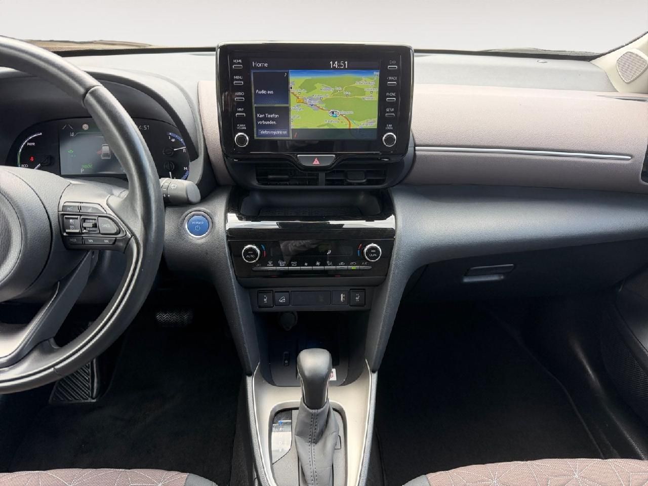 Fahrzeugabbildung Toyota Yaris Cross Hybrid AWD-i Elegant