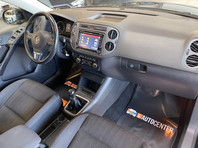 Volkswagen Tiguan Sport & Style 4Motion *NAVI*AHK*XENON*RFK