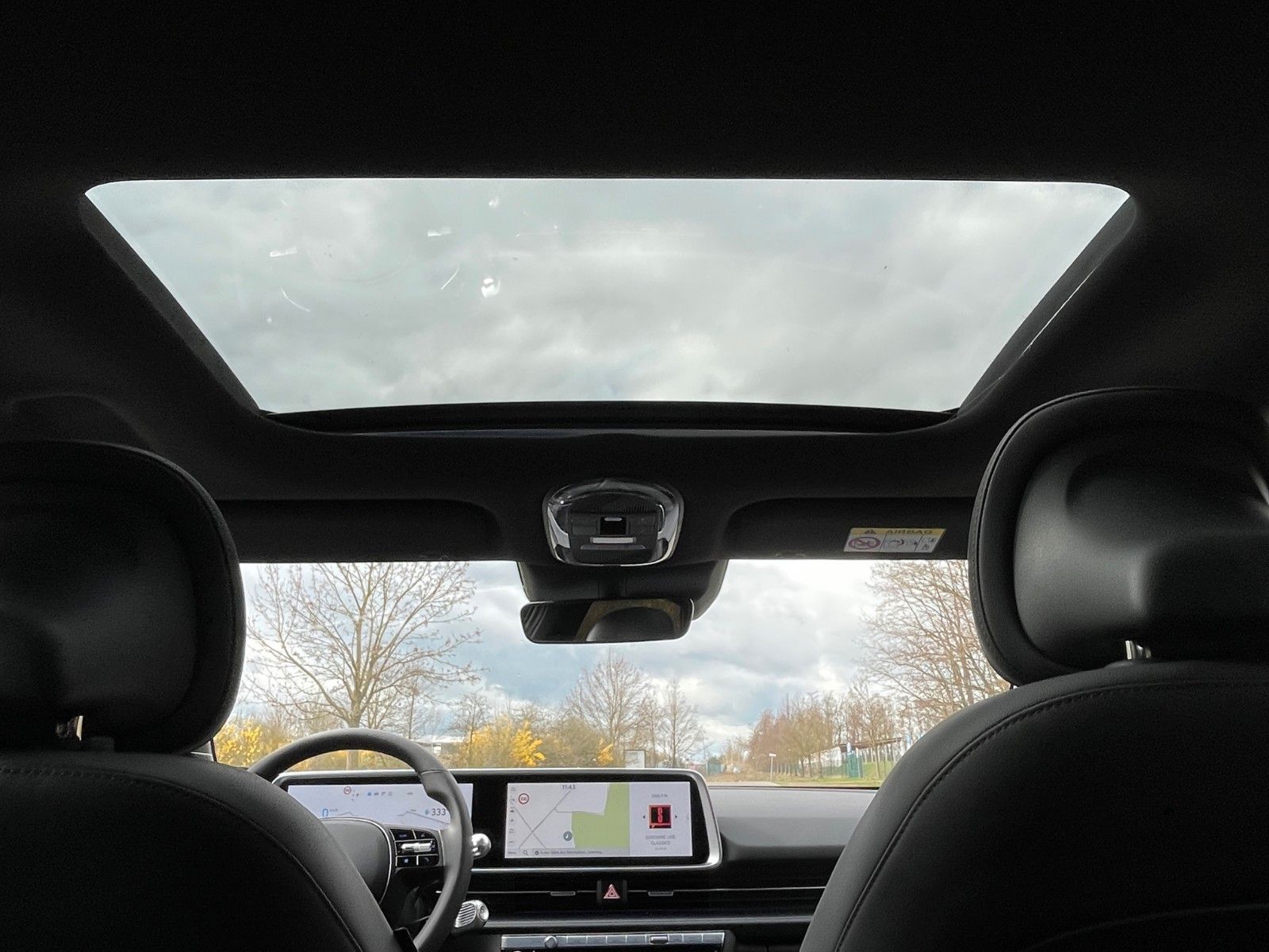 Fahrzeugabbildung Hyundai IONIQ 6  UNIQ 239kW *RW583KM*MatrixLED*HeUp*360°