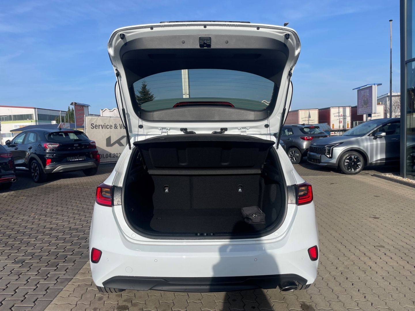 Fahrzeugabbildung Kia Ceed Ultimate Edition DCT,JBL,LED, Kamera,Tot.Wi