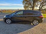 Ford S-Max 2,2 TDCi Titanium S *AHK *StdHz*SHz*Klima - Ford S-Max von privat