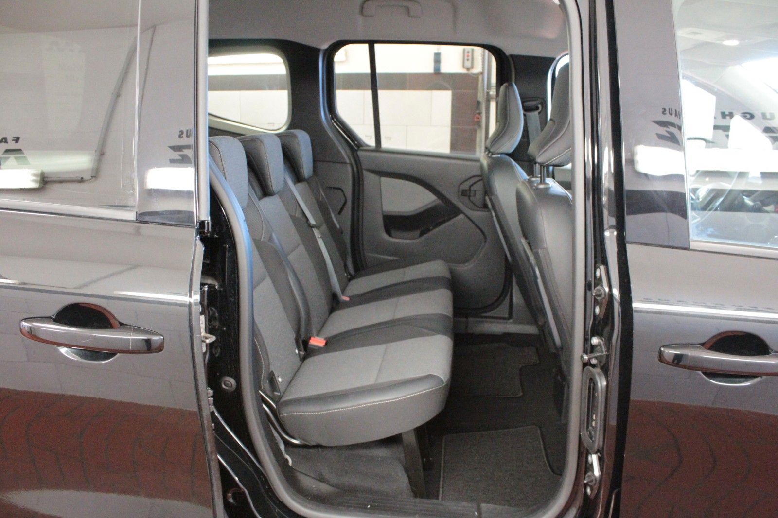 Fahrzeugabbildung Renault Kangoo Tce 130 EDC Techno*Sitzhzg*