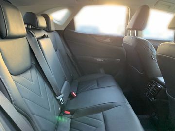 Lexus NX 450h - 7
