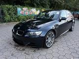 BMW E90 M3 LCI - BMW M3 mit Benzin-Antrieb: Limousine