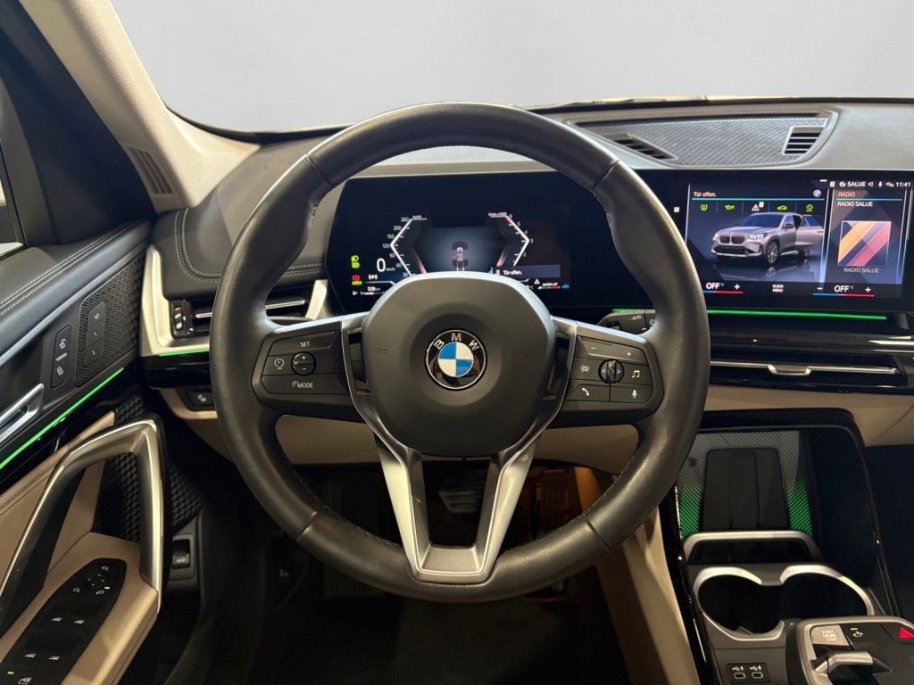 BMW X1 xDrive 20d xLine LED AHK KAM LHZ SHZ SPIEGELP foto 13