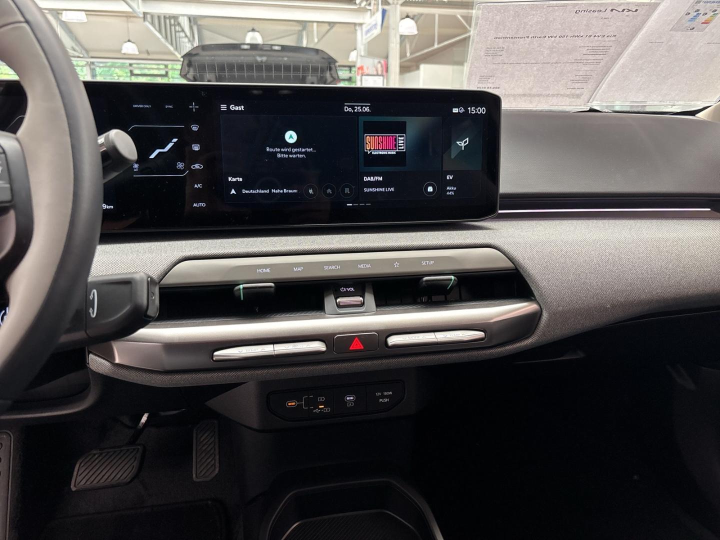 Kia EV4 81 FWD Earth Upgrade Technology WinterConnec