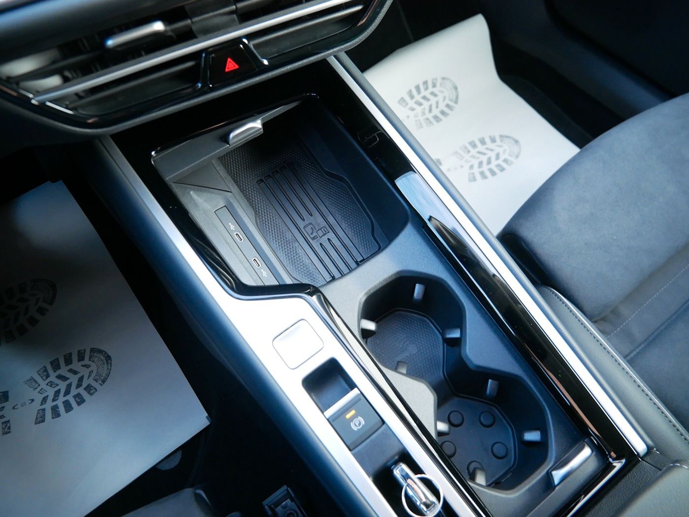 Fahrzeugabbildung Volkswagen Passat Variant 2.0 TDI Elegance NEU60T AHK Matri