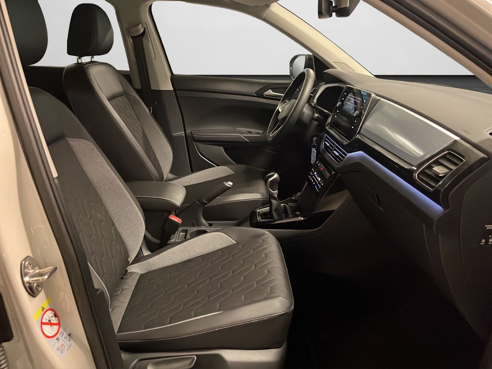 Volkswagen T-Cross - Bild 5