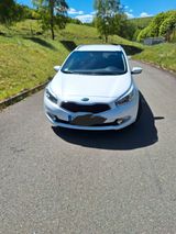 Kia cee'd Sportswagon 1.6 GDI Dream Team Edition... - Kia cee'd Sportswagon aus 2014