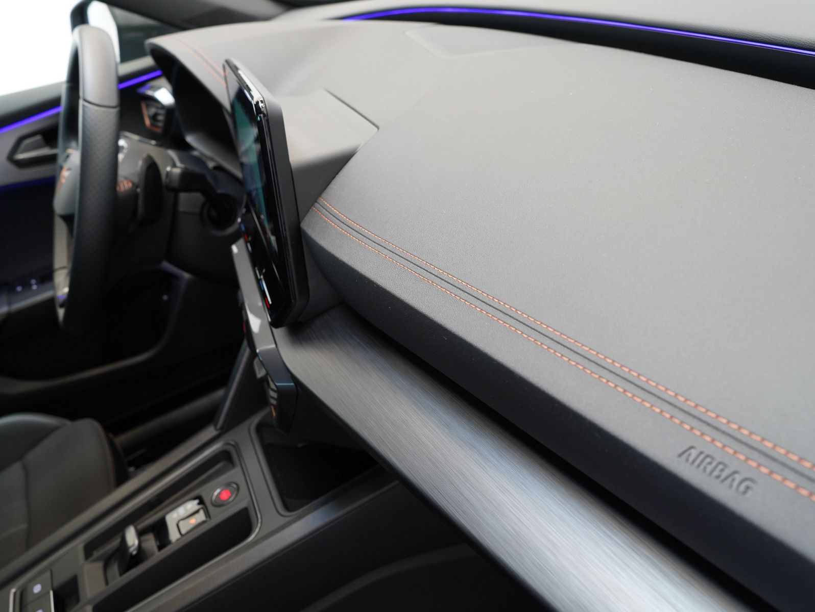 Fahrzeugabbildung CUPRA Formentor 1.5 TSI DSG LED/ACC/CARPLAY/KAMERA
