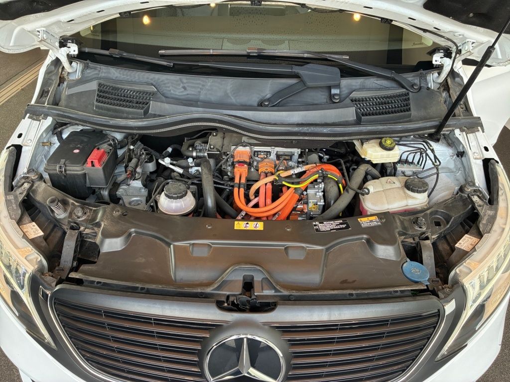 Mercedes-Benz EQV 300 Avantgarde lang 360°Kamera LED Leder foto 4