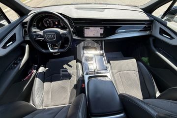 Audi Q7 - 9