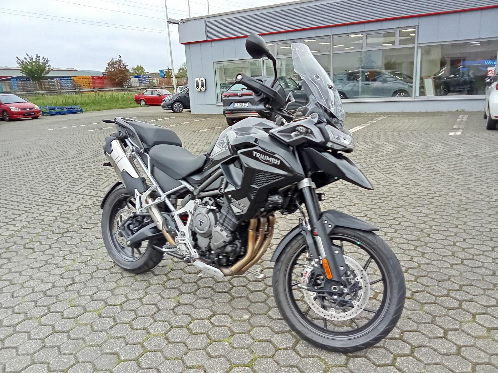 Triumph Tiger 1200 GT pro