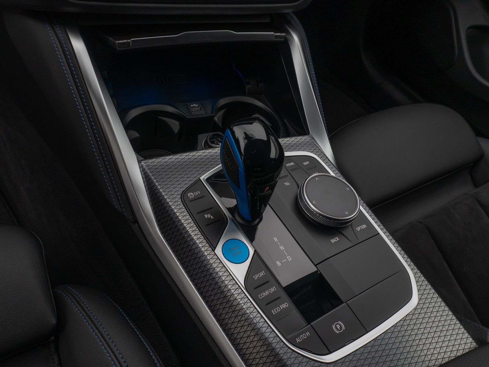 Fahrzeugabbildung BMW i4 eD40 Gran Coupé M Sport Kamera HUD DAB H/K