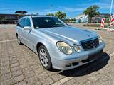 Mercedes-Benz Mercedes w211 e220 - Mercedes-Benz E 220 in Rostock