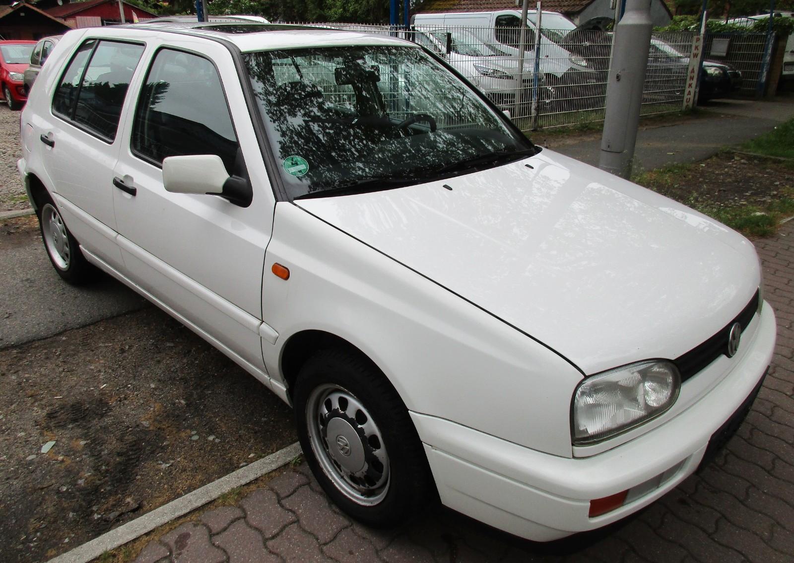 Volkswagen Golf 3 1,6 Schiebedach mit TÜV Neu aus 2.Hand