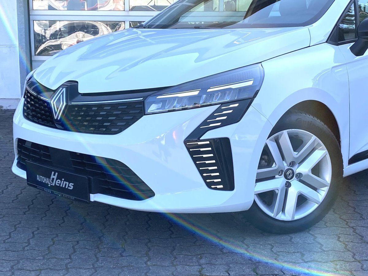 Fahrzeugabbildung Renault Clio V   Evolution Navi LED Ganzjahresreifen