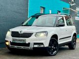 Skoda Yeti 4x4 TDi*DSG*Sitzhz*Klimaauto*Xenon*PDC*Alu - Skoda Yeti Gebrauchtwagen in Leipzig