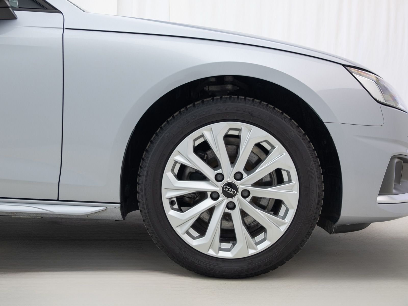 Audi A4 - Bild 9