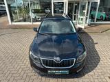 Skoda Octavia Combi Elegance 4x4 Klima, PDC, - Skoda Octavia Elegance mit Diesel-Antrieb