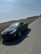 Peugeot 308 CC Allure 155 THP Automatik Allure - Peugeot 308 mit Benzin-Antrieb: Cabrio, Automatik