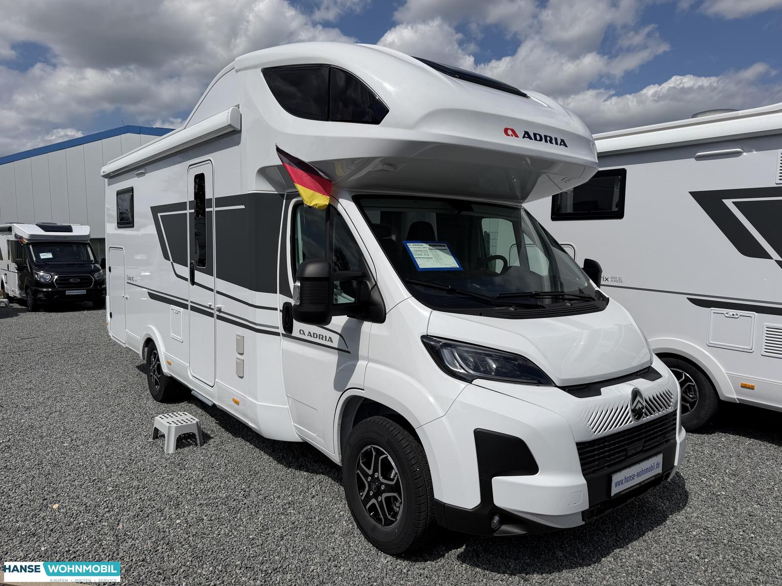 Adria Coral XL Select 660 SL I 160PS I November