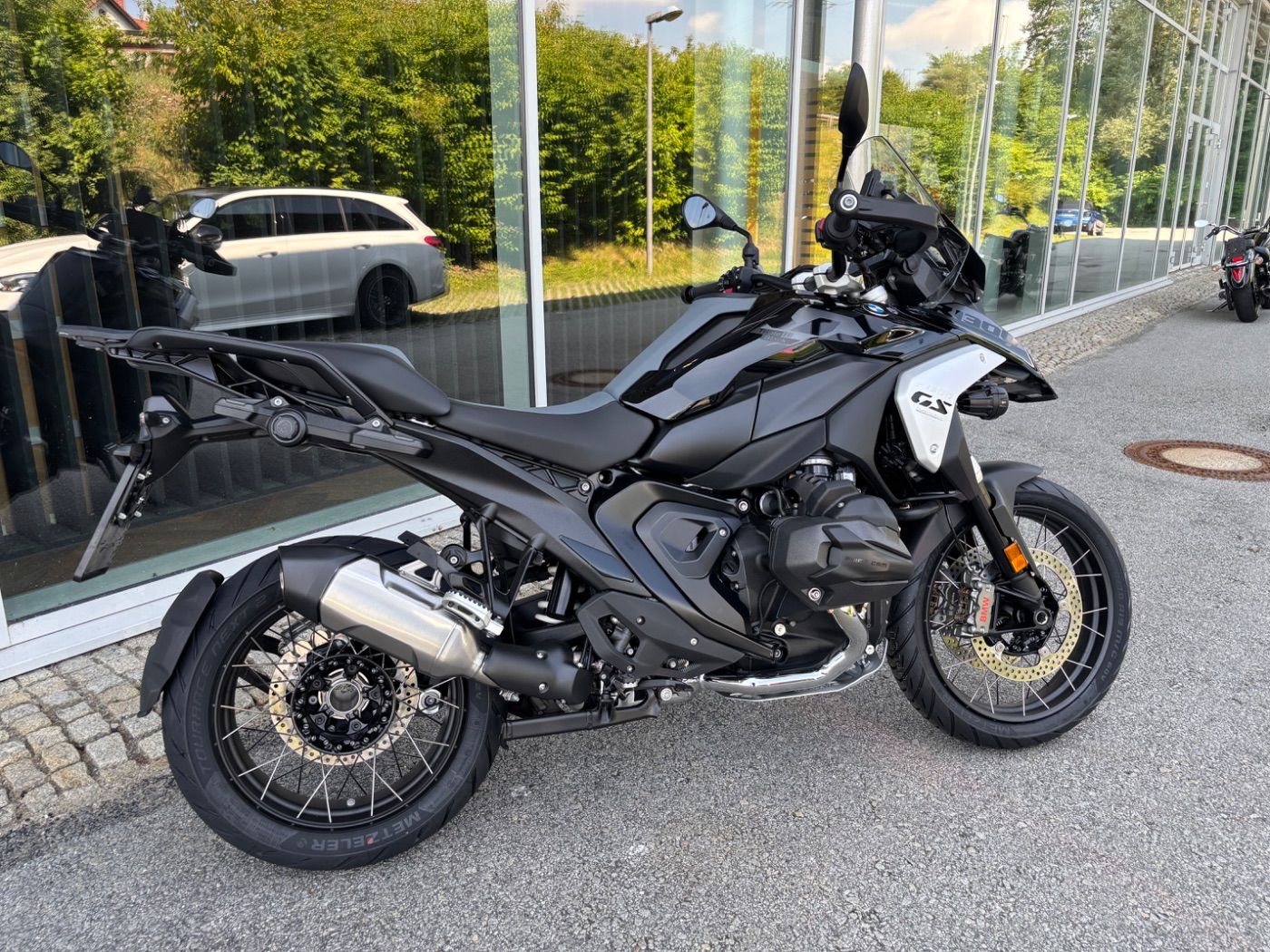 Fahrzeugabbildung BMW R 1300 GS Triple Black 3 Pakete ASA
