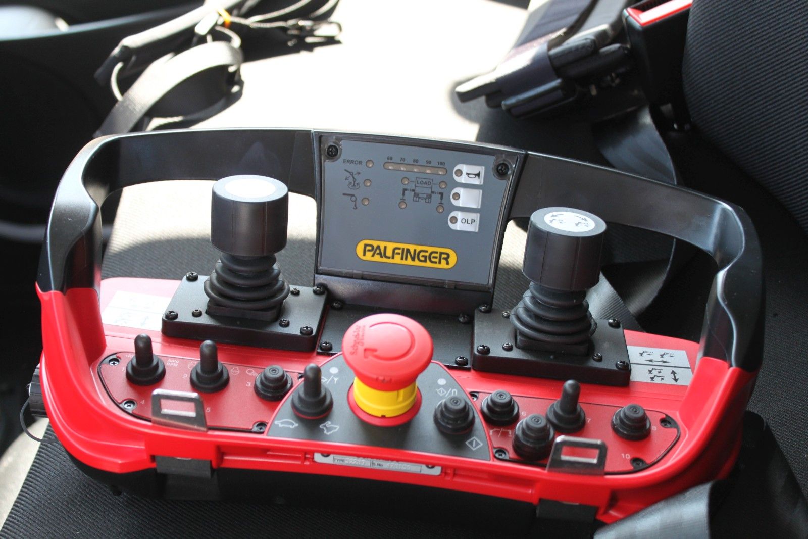 Fahrzeugabbildung Iveco Iveco EuroCargo ML140E28 Kran Kipper