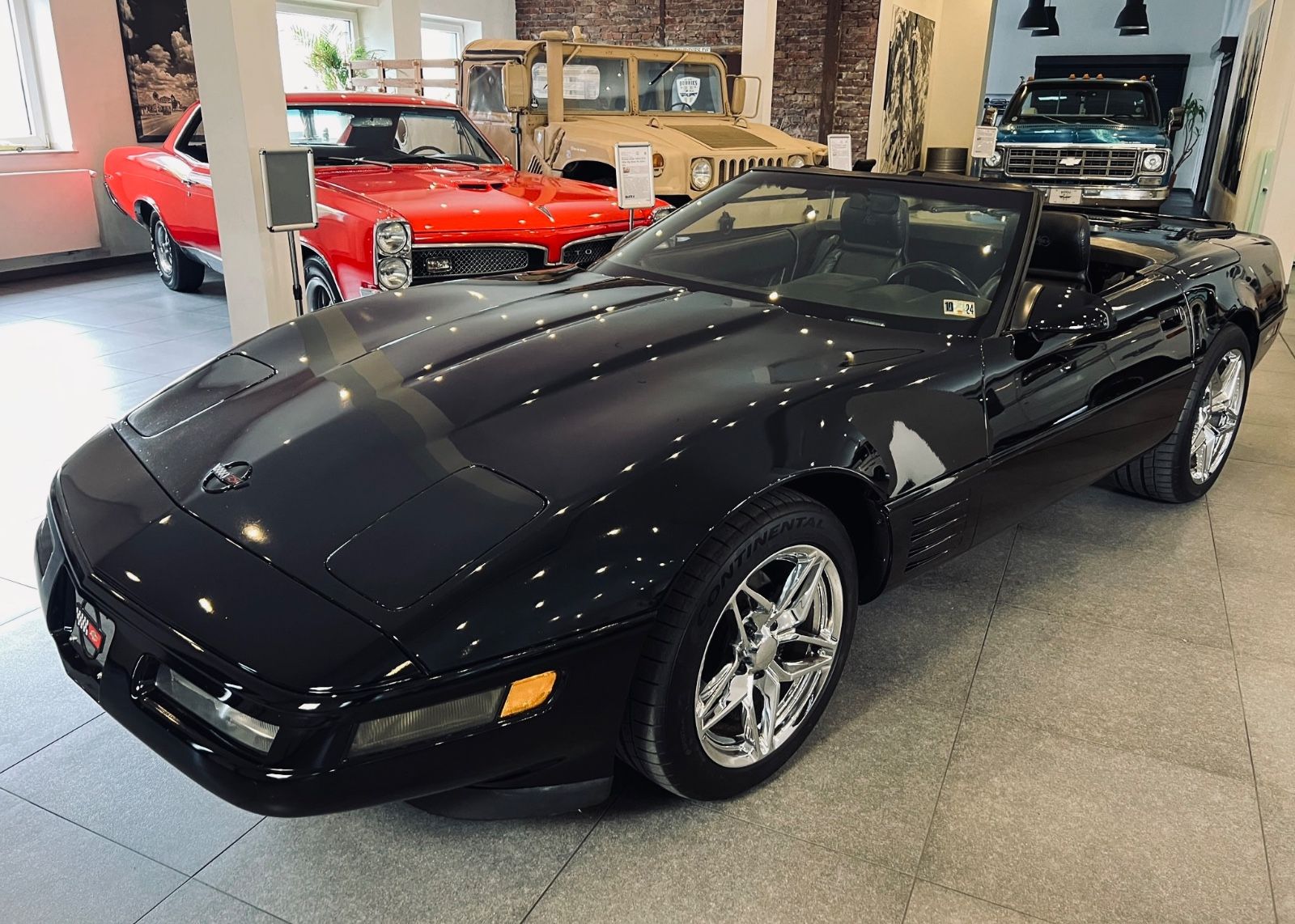 Fahrzeugabbildung Corvette C4 Anniversary Cabrio  5,7 L V8 mit TÜV und H.