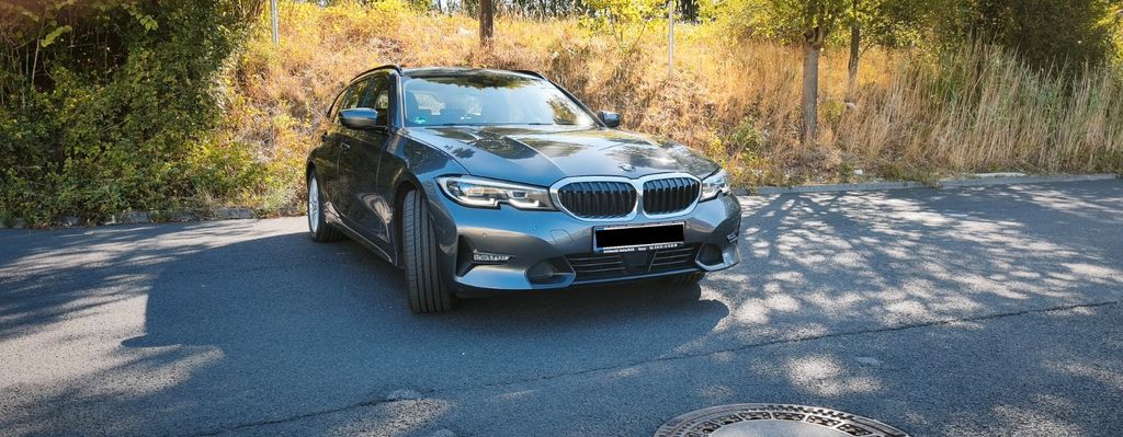 Image of BMW 318