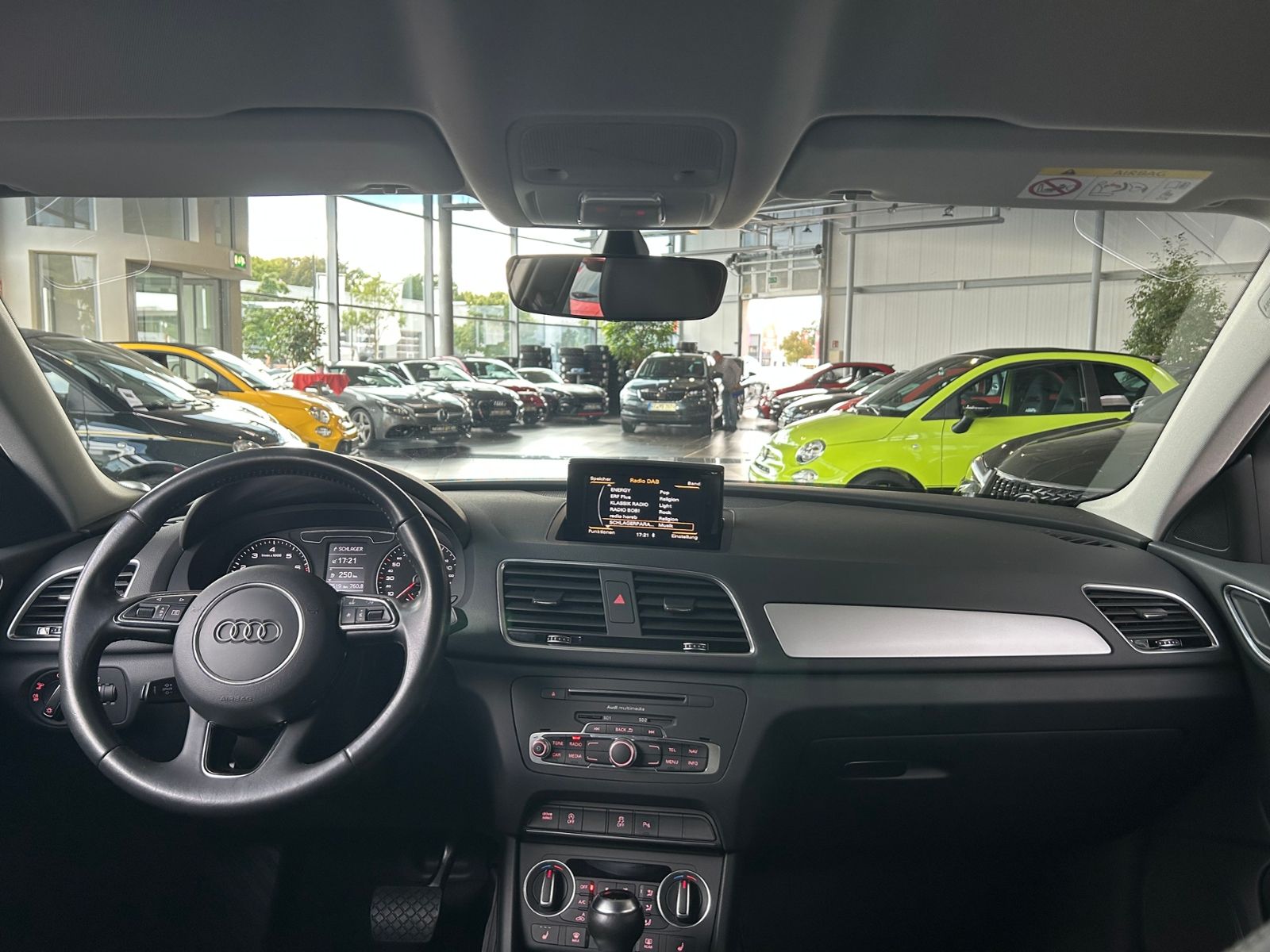 Fahrzeugabbildung Audi Q3 S-Line KLIMA LED NAVI ALU AHK