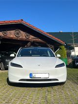 Tesla Model 3 Highland, RWD, LFP-Batterie, Top-Zustand - Tesla Model 3 aus 2023