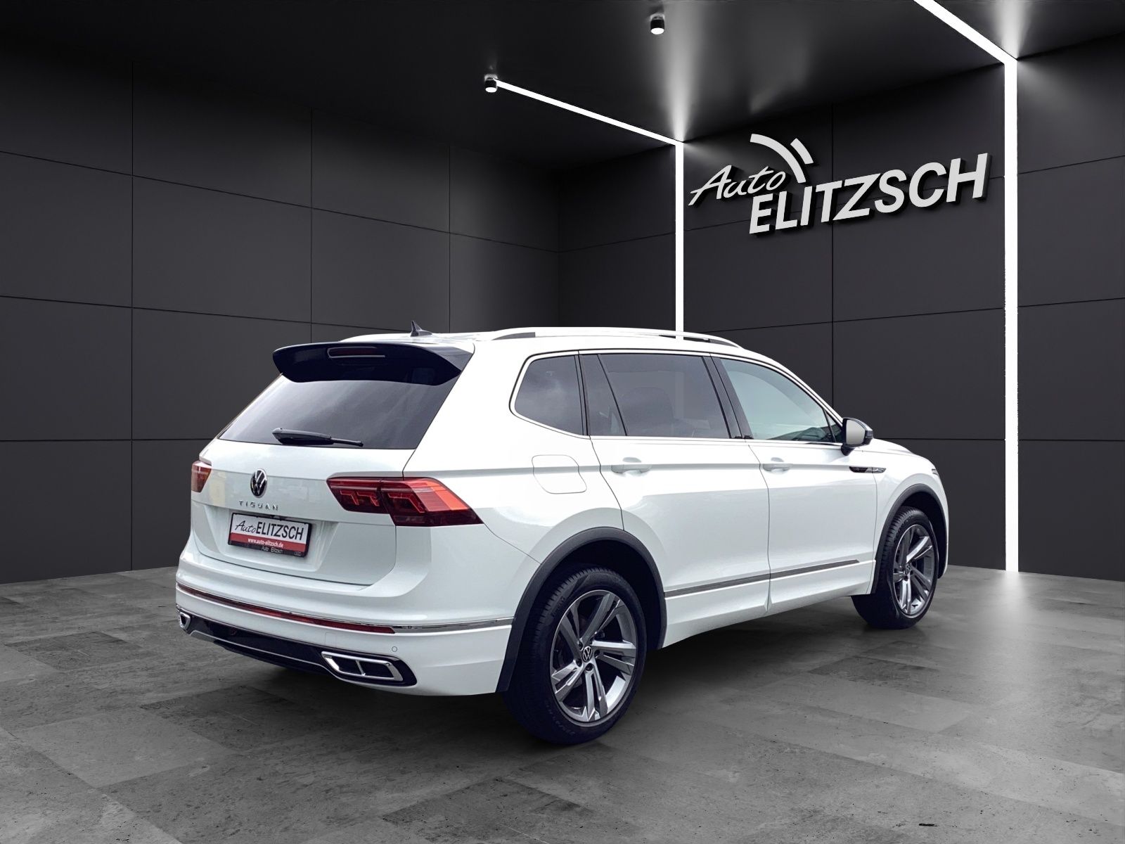 Fahrzeugabbildung Volkswagen Tiguan Allspace R-Line 4M TDI DSG IQ.Light ACC A