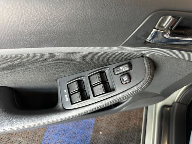 Toyota Avensis  1.8 Liftback