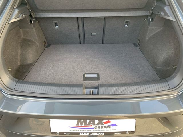 T-Roc 1.5 TSI DSG R-LINE BLACK STYLE KAM+AHK+ACC