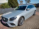 Mercedes-Benz E 400 4MATIC T AMG Line Autom. AMG Line - Mercedes-Benz E 400: Von Privat