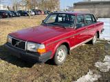 Volvo 240 - Volvo 240: Limousine