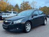 Chevrolet Cruze Lim. 2.0TD LTZ Euro5 + Navi - Chevrolet Cruze mit Diesel-Antrieb: 2.0