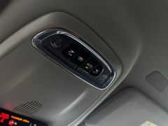 VOLVO V90 Pro T4 Mom.Pro Leder Navi LED ACC Kam.