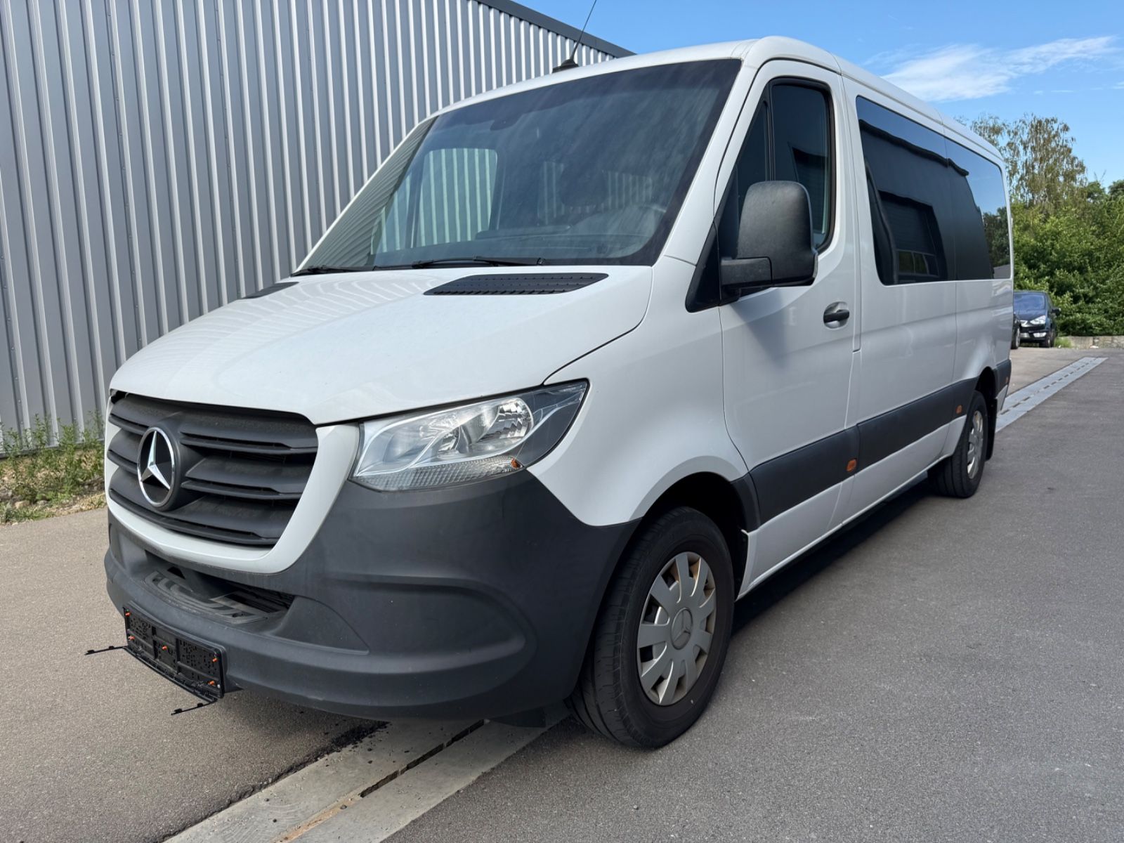MERCEDES-BENZ Sprinter Tourer 317 CDI Tourer L2H1+9-Sitze+AHK