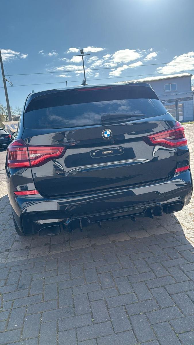 BMW X3 M40i