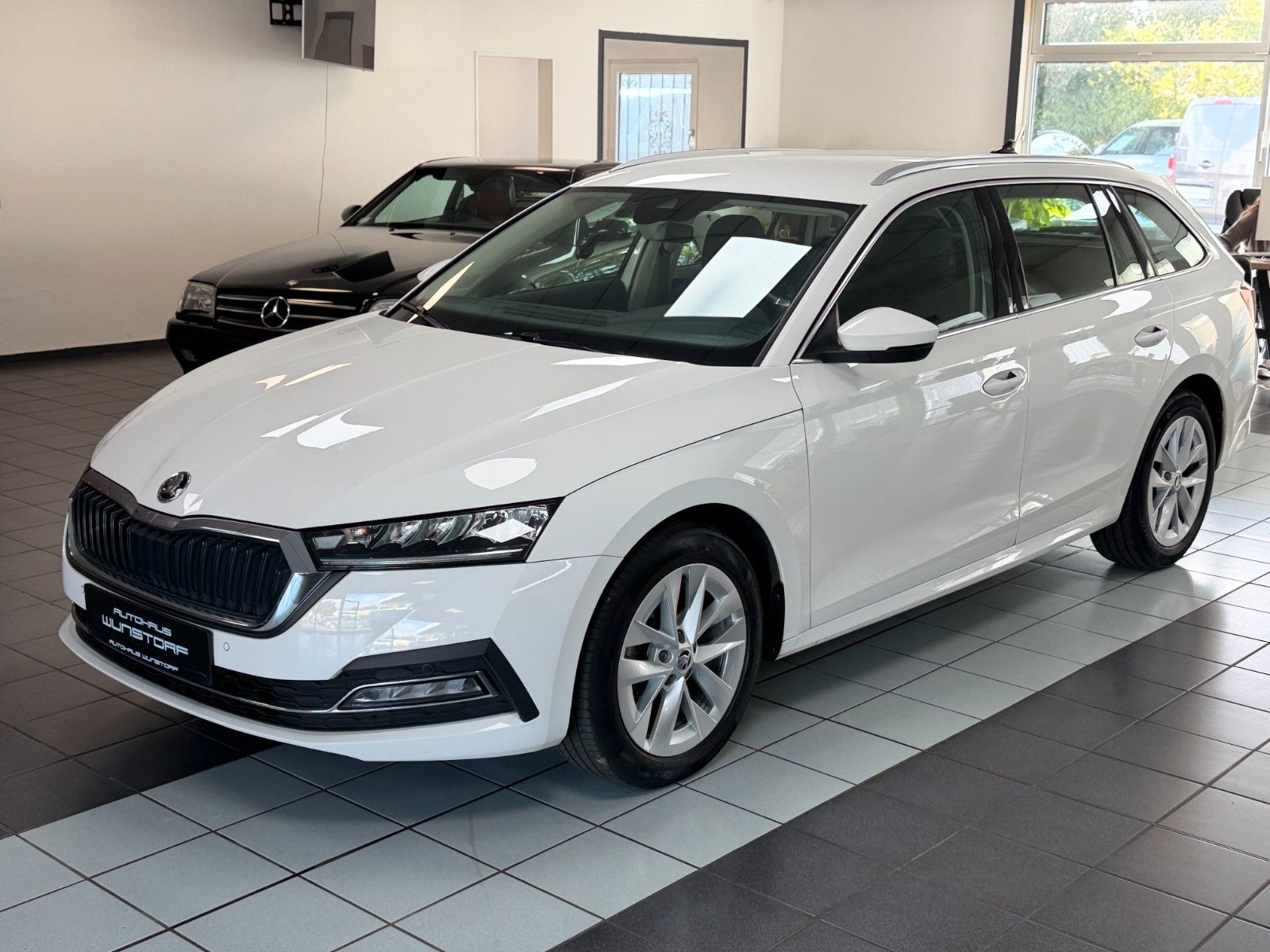 Skoda Octavia Combi Style 2.0 TDI /LED/APP/AHK/SHZ/PDC