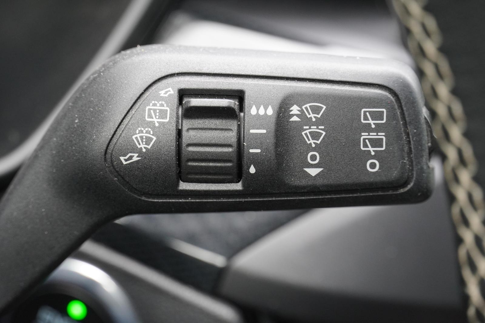Ford Focus Turnier 2.3 EcoBoost ST LED Navi DAB PDC
