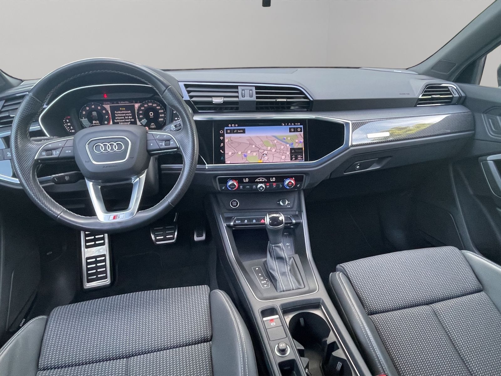 Audi Q3 SB 45 TFSI qu. S line Matrix SONOS AHK 360° foto 16