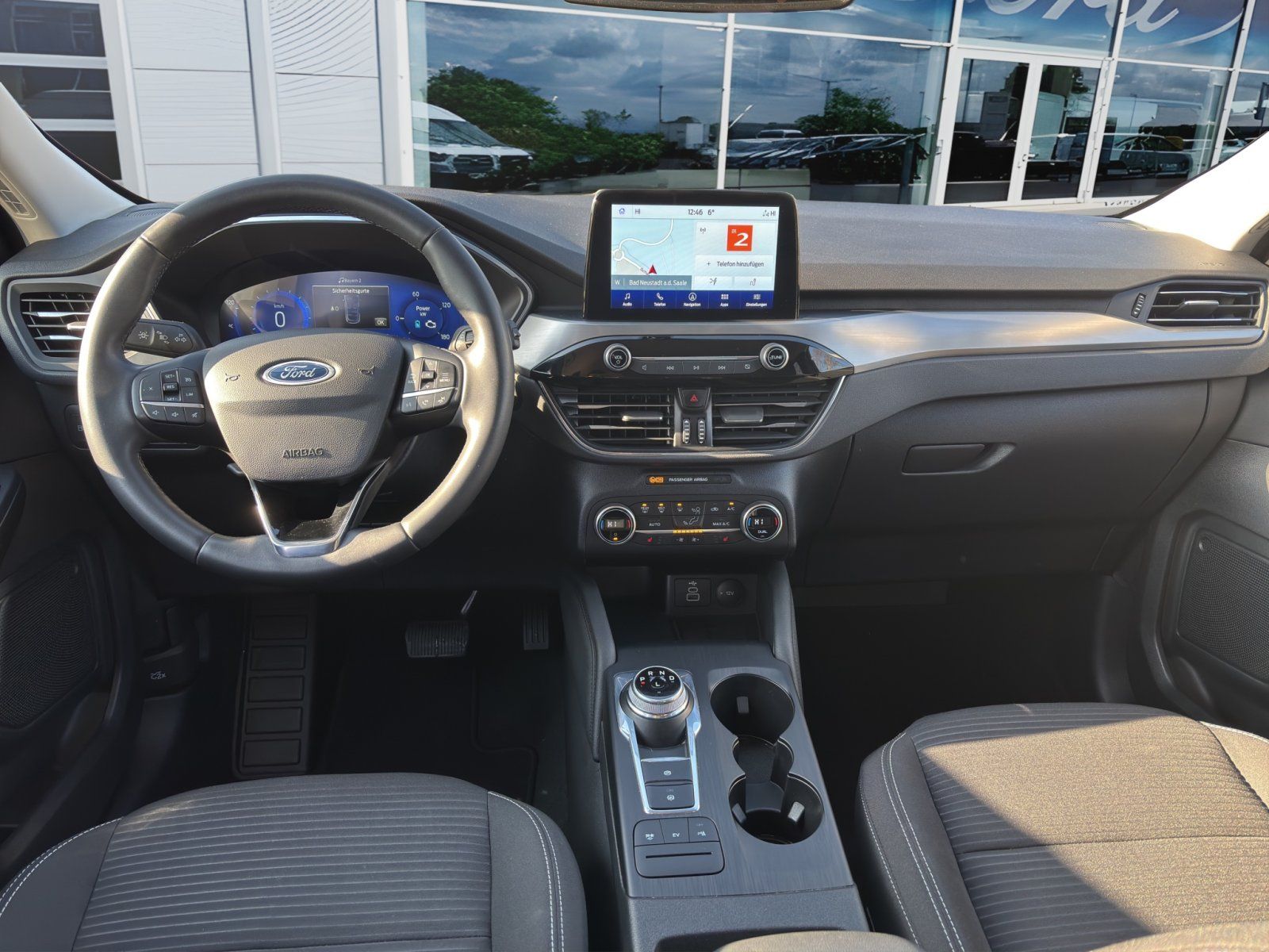 Fahrzeugabbildung Ford Kuga 2.5 PHEV Plug-In Hybrid Titanium