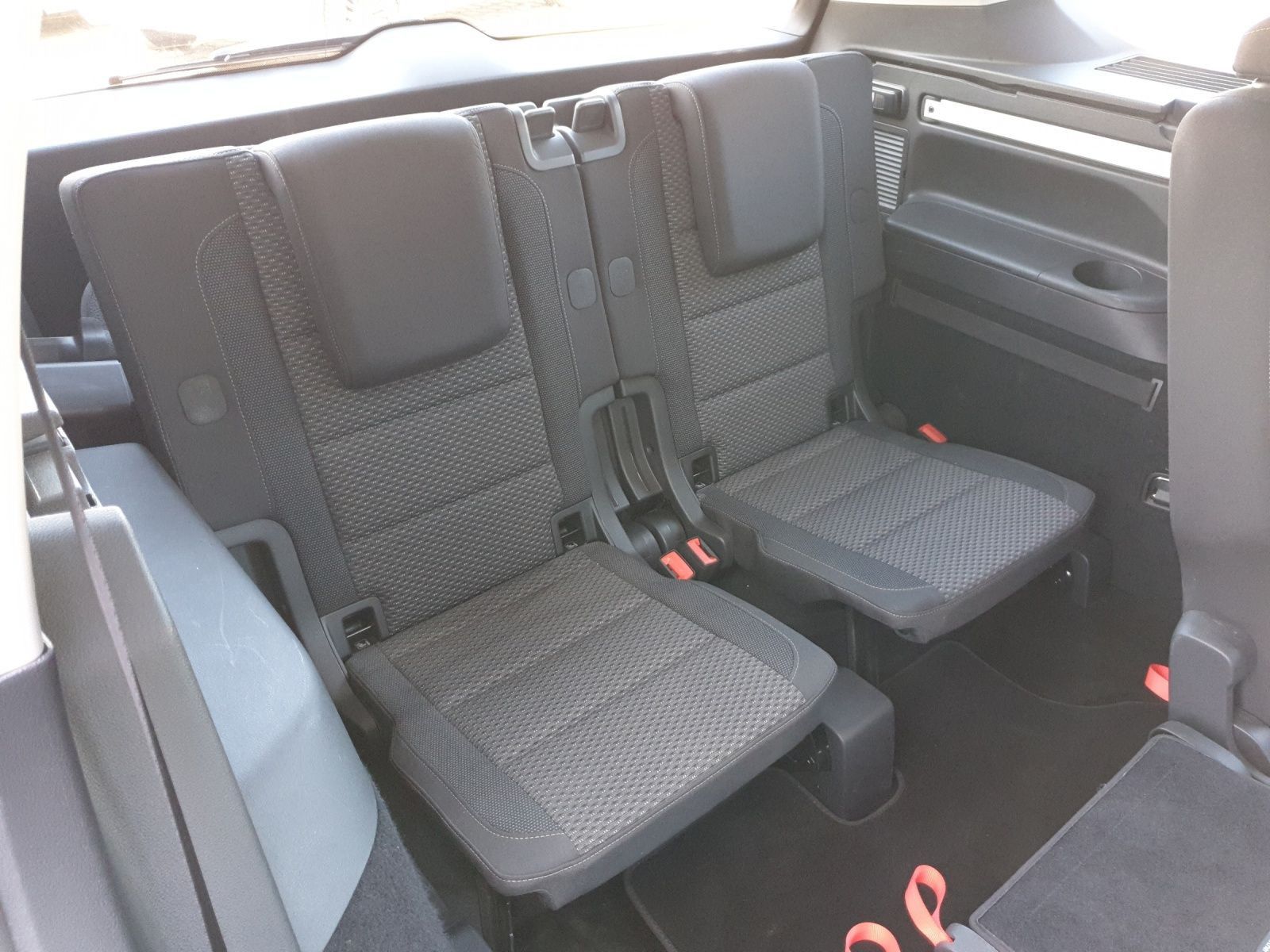 Volkswagen Touran - Bild 19